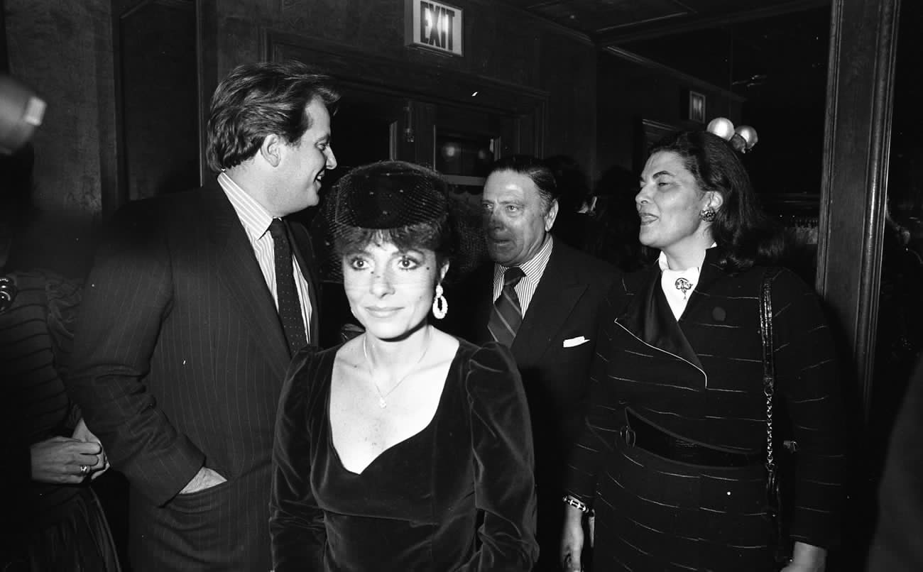 black widow lady gucci