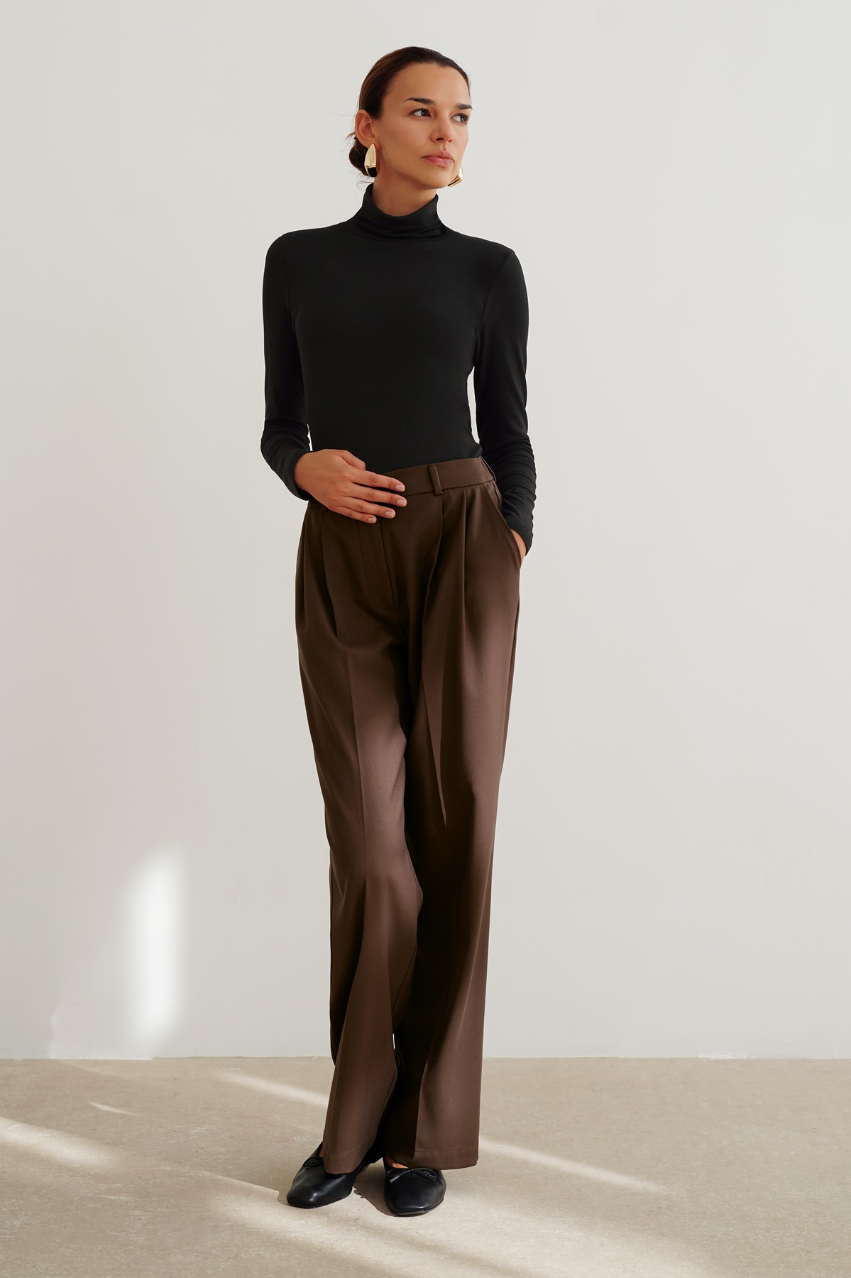 brown women's trousers