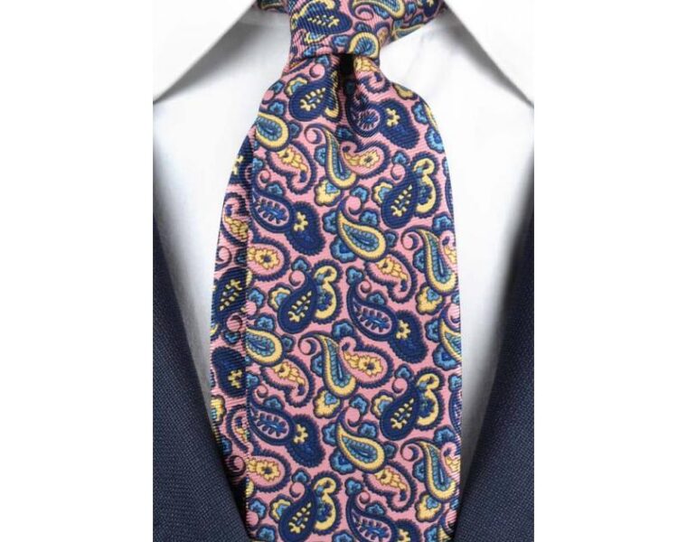 How to choose a tie?