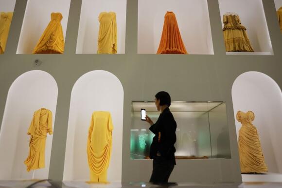 New Loewe Met Gala 2024 Pop-up Store