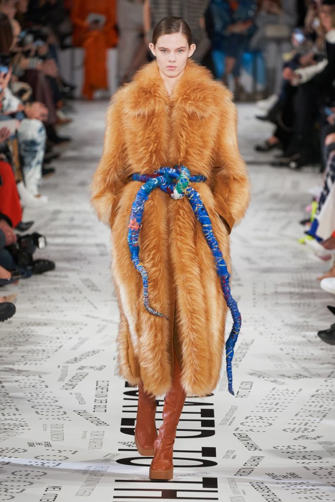 stella mccartney fw19 fur coat and belt 683x1024 1