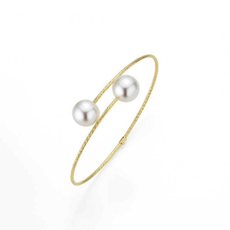 white gold and pearl bracelet