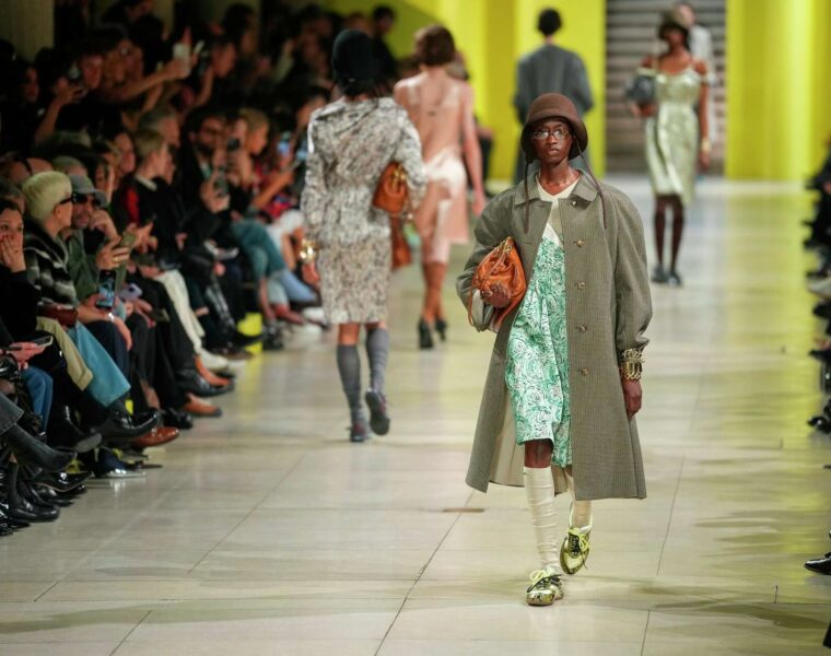 Miu Miu Autumn 2025 and return to the past