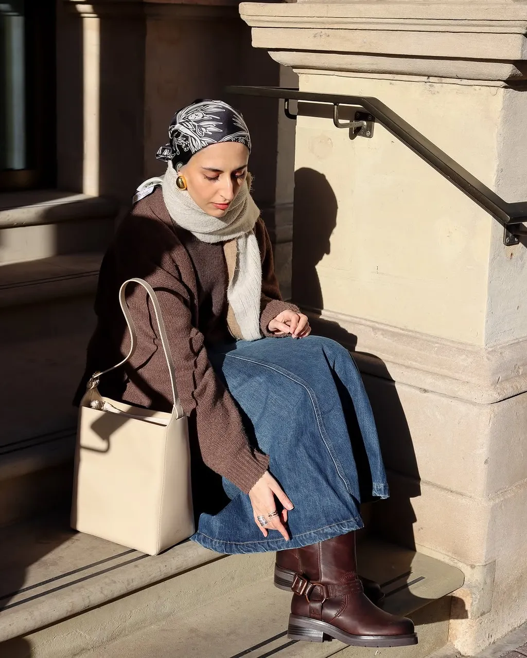 ankle boots for autumn 2025: a guide to trends, selection, and styling