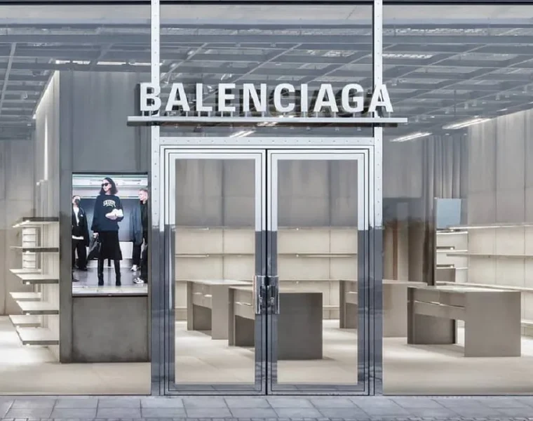 Balenciaga’s collaboration with Fortnite: a fusion of fashion and gaming