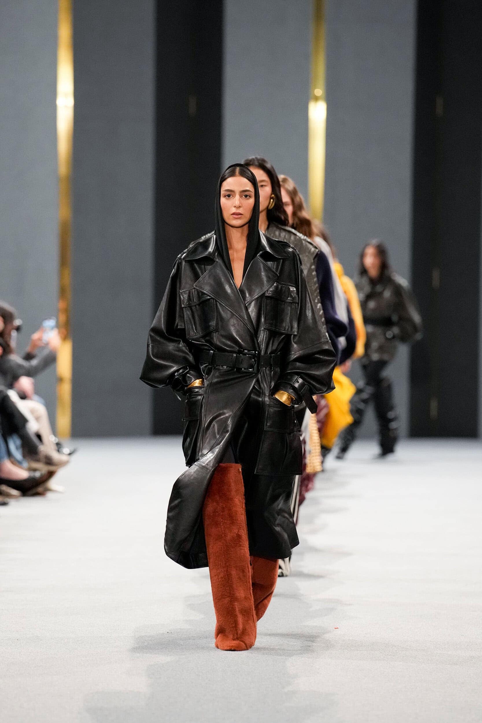 Balmain fashion show blog