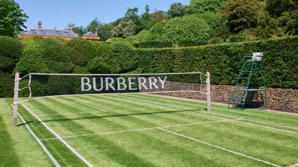 Burberry Check Newt unique initiative