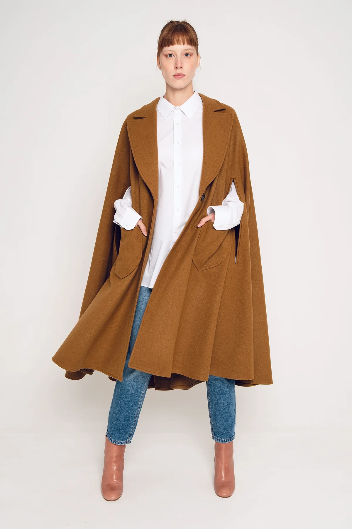 cape coat is it fashionable