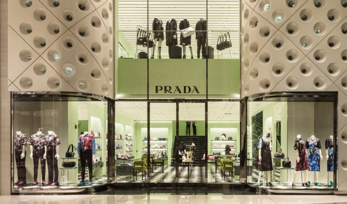 Prada acquires Versace for 1.25 billion euros