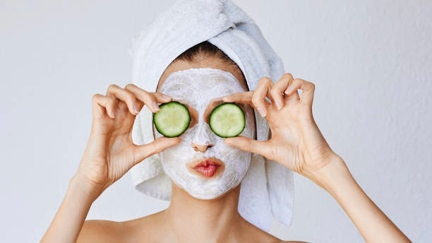 the power of the algorithm in a tube discover the deeply moisturizing mask Dr Irena Eris