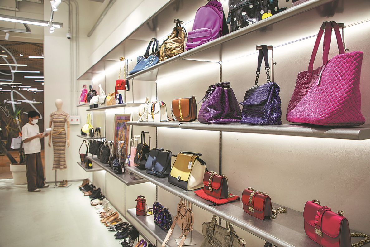 pre-owned luxury goods