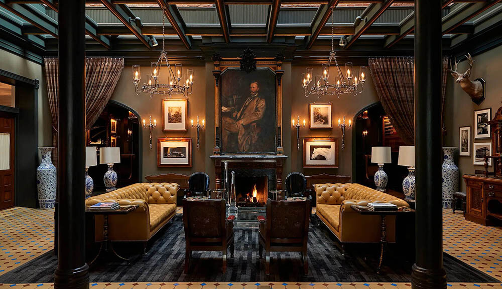 Burberry in Aspen: British DNA in a winter edition