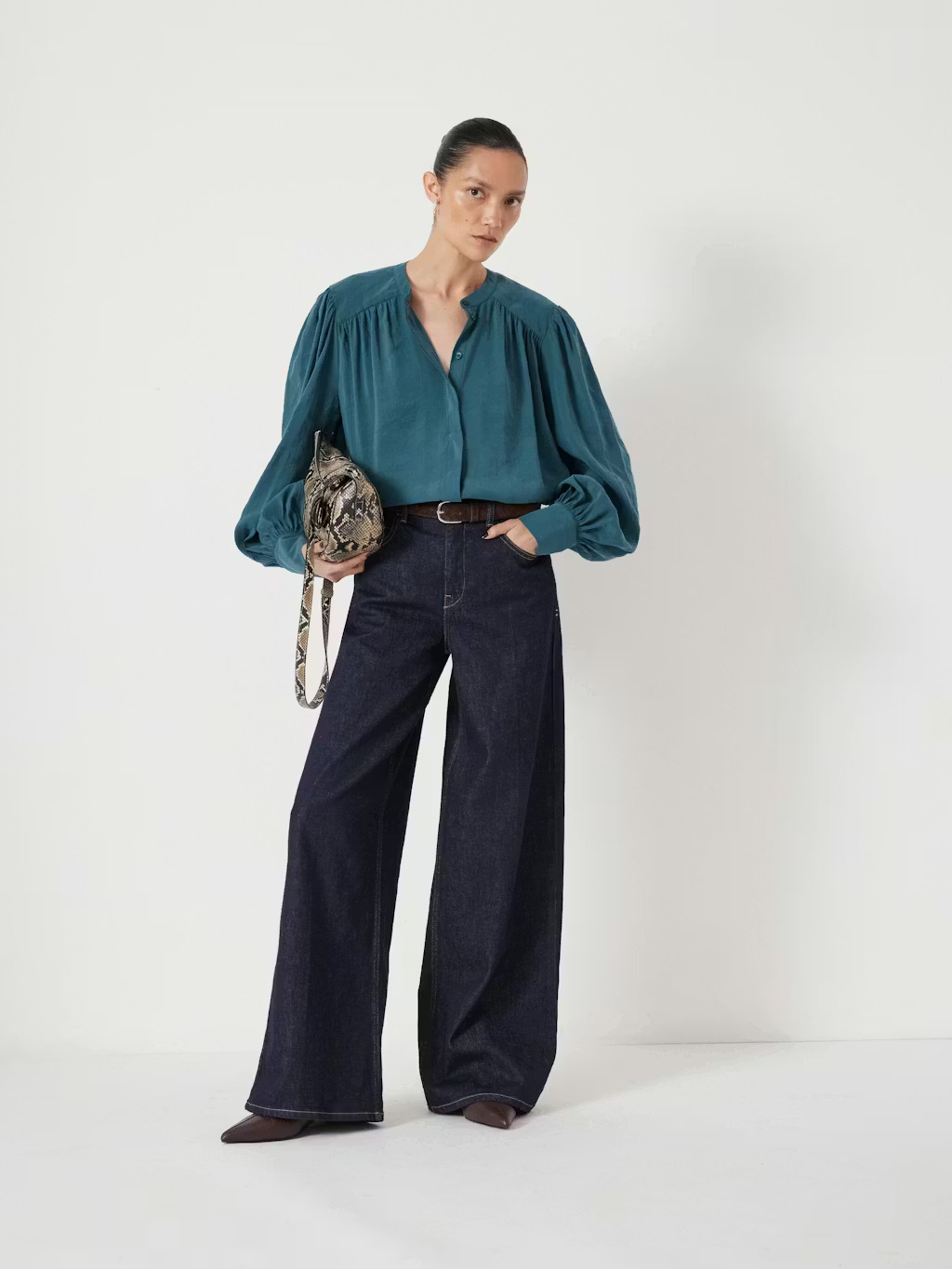 The trendiest women's blouses